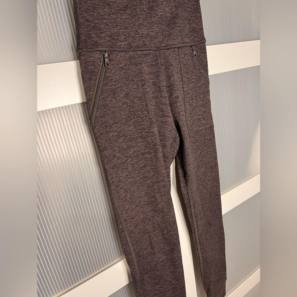 Women’s Size S Jogger Style Leggings with Pockets